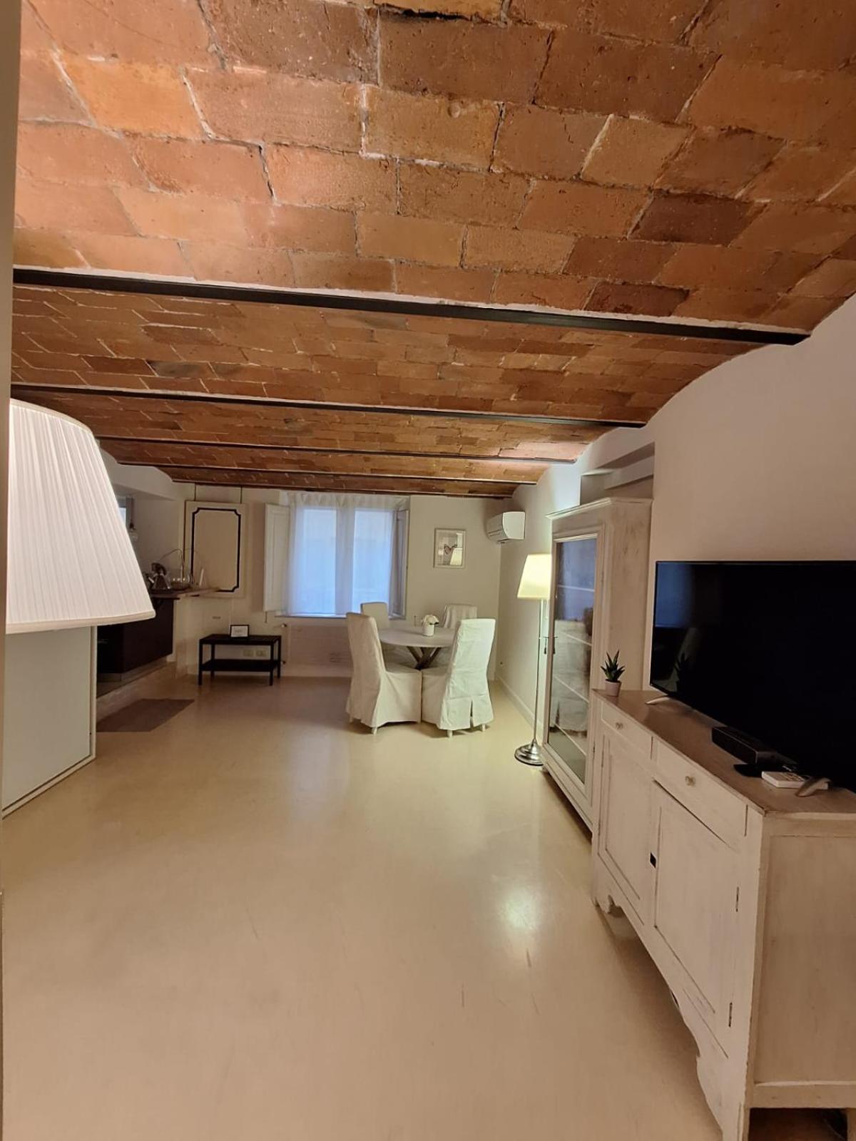Cozy & Charming Florentine Hideaway By Oteego Флоренция Екстериор снимка